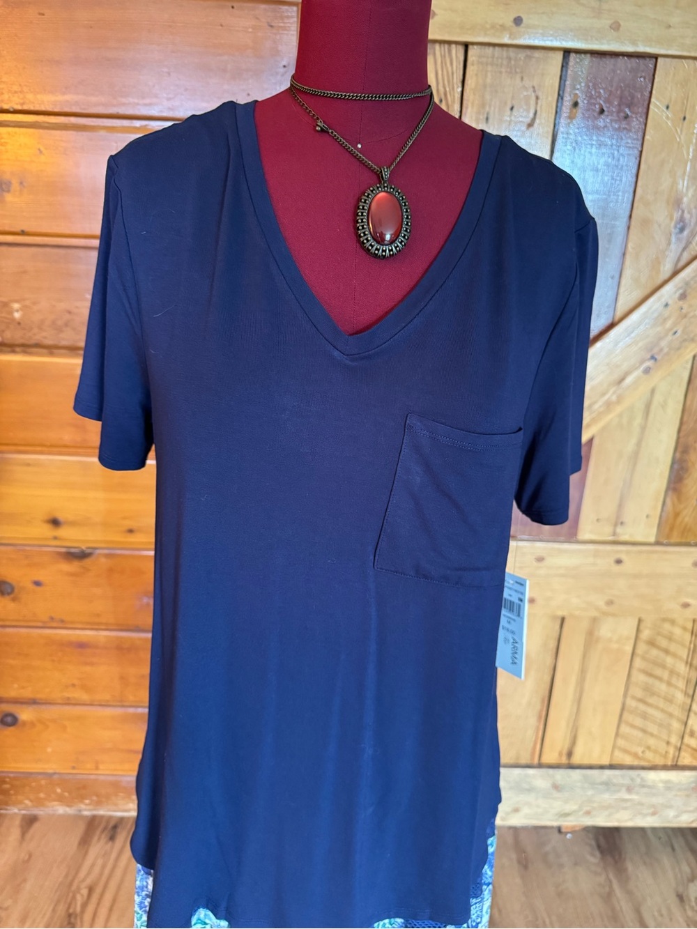 NWT V-Neck Pocket Tee-Navy Blue